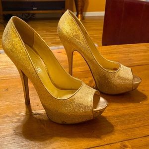 Gold sequin platform pumps